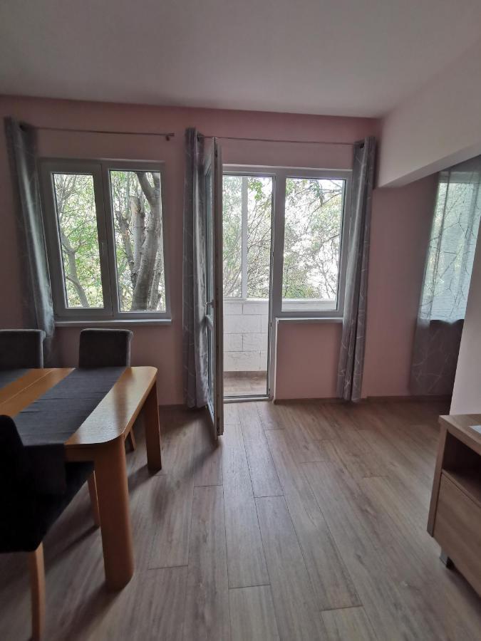 Studio Thermi 1 Varna Esterno foto
